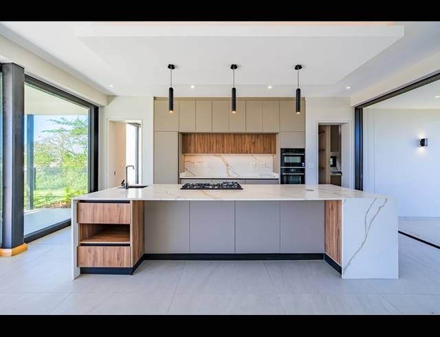 4 BEDROOM HOUSE FOR SALE IN ZULULAMI LUXURY COASTAL ESTATE
